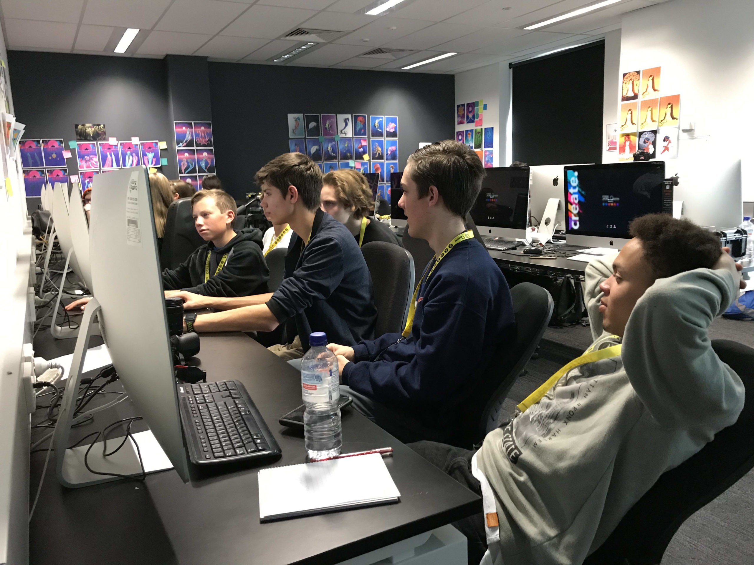 SAE Perth Create for a day students