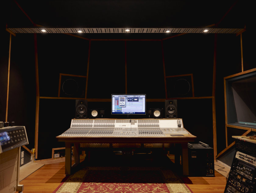 SAE_Hero_Audio_2546-840x632